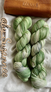 Se zlatou stelinou - zelená